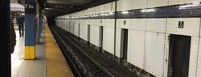 MTA Subway - 7th Ave (B/D/E) is one of Alberto J Sさんのお気に入りスポット.