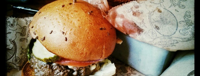 Bareburger is one of Manhattan / Food.