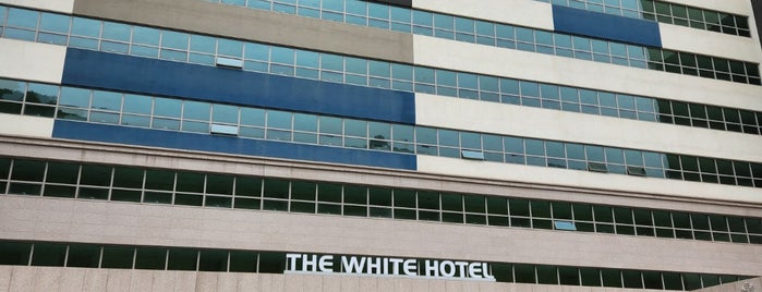 The White Hotel is one of 평창.