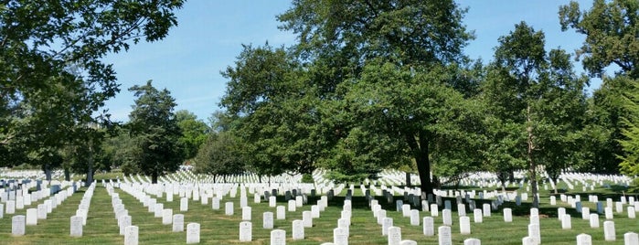 Arlington National Cemetery is one of Washington, DC.