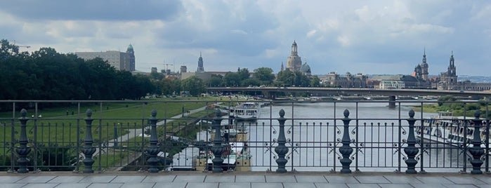 Albertbrücke is one of Dresden 1/5🇩🇪.