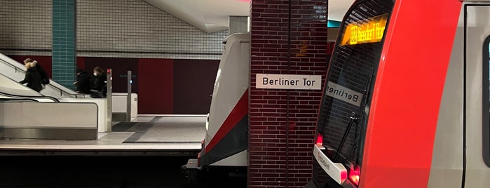 S+U Berliner Tor is one of Karlさんのお気に入りスポット.