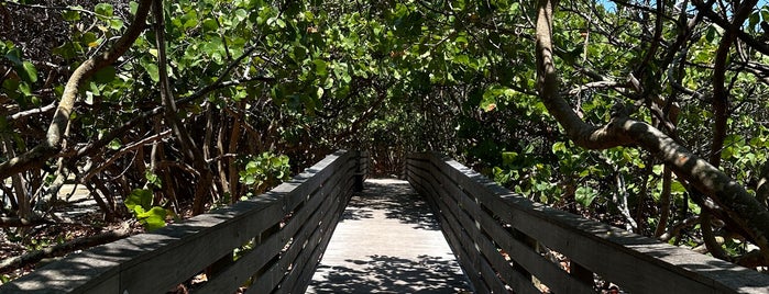 Stuart Beach is one of Hutchinson.