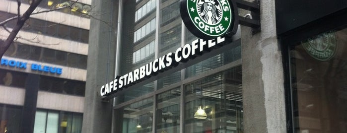 Starbucks is one of Carolineさんのお気に入りスポット.