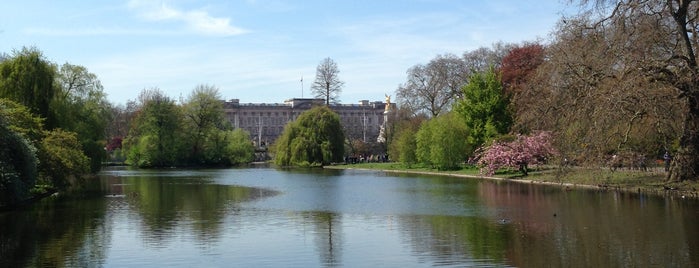 St James's Park is one of London - All you need to see!.
