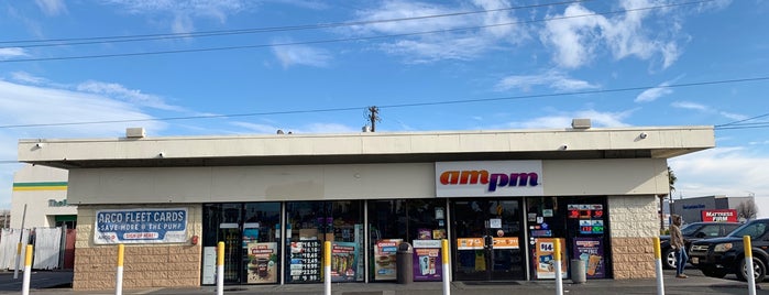 ampm is one of gas.
