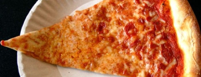 La Rocco's Pizzeria is one of Los Angeles' Pizza Revolution!.