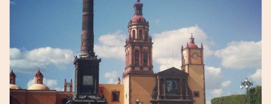 Jardín Independencia is one of Orte, die Vladímir gefallen.