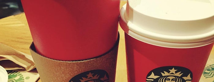Starbucks is one of Para recargarse de cafeina.