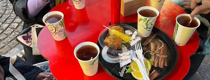 Si-Tir Street Food Gathering | راسته گردشگری سی تیر is one of Tempat yang Disukai Nora.
