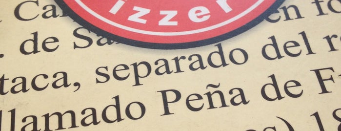 Francachela Pizzeria is one of Lugares para salir.