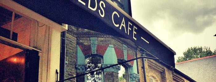 Fowlds Cafe is one of SE London Espresso Tour.
