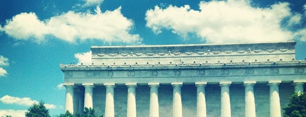 Lincoln Memorial is one of World Heritage Sites List.