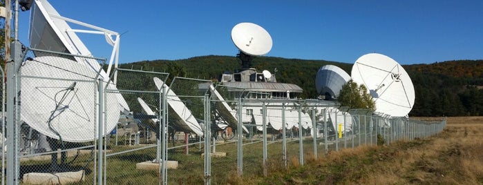 Наземна космическа станция is one of Lugares guardados de Viktor.