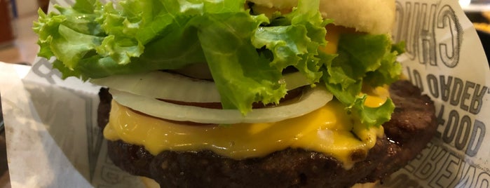 Teddy's Bigger Burgers is one of Posti che sono piaciuti a Onizugolf.
