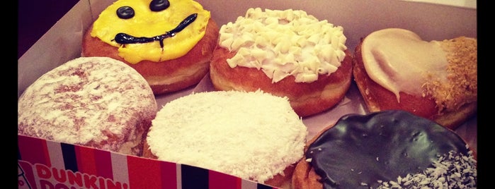 Dunkin' Donuts is one of Tempat yang Disimpan Anastasiya.