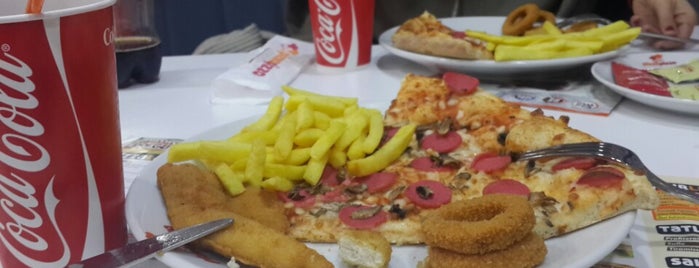 Pizza Pizza is one of Kuzgun'un Beğendiği Mekanlar.