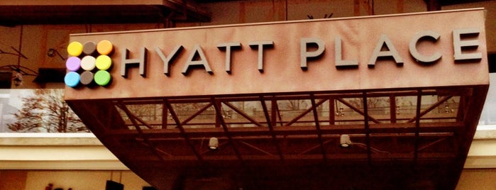 Hyatt Place San José/Pinares is one of Locais curtidos por Sara.