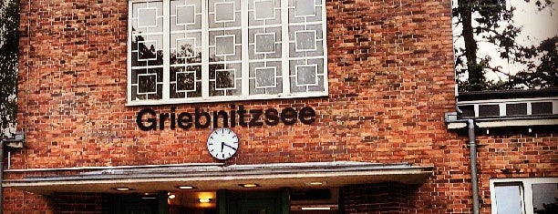 Bahnhof Potsdam Griebnitzsee is one of Lauma 님이 좋아한 장소.