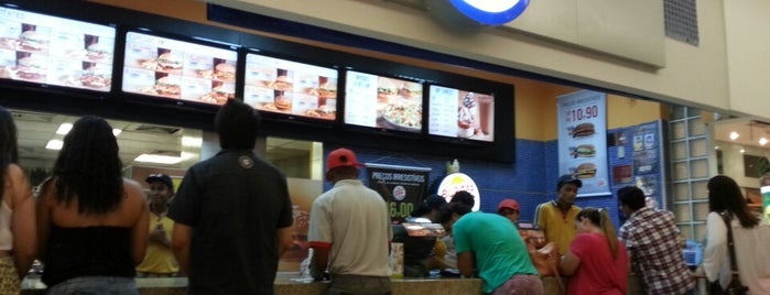 Burger King is one of Lugares recomendados.
