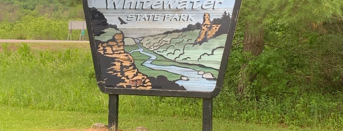 Whitewater State Park is one of Lugares favoritos de Doug.