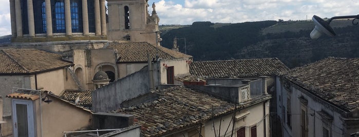 Ragusa Ibla - Chiesa di S.Giacomo is one of Lieux qui ont plu à Bernard.