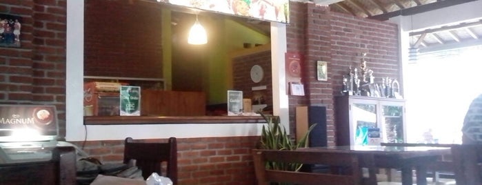 OBC Coffee Shop / Cafe is one of khusus coffe,pancake,dan minuman dingin..