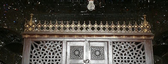 Sar-e Ghabr Agha Tomb | بقعه سر قبر آقا is one of Ramin : понравившиеся места.
