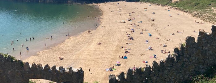 Barafundle Bay is one of UK.