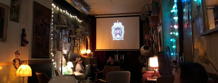 Foxy Bar is one of Tiborさんのお気に入りスポット.