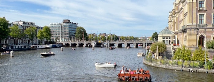 Amstelhaven is one of Mangiassi.