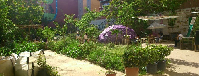 Esta es una plaza is one of Madrid.