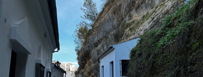 Cuevas del Sol y de la Sombra is one of Caminito del🤴🏻.