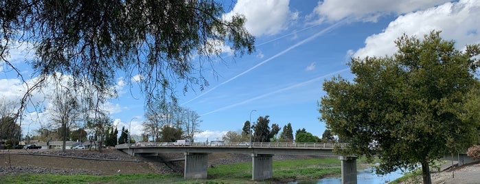 Alameda Creek Regional Trail is one of Lugares guardados de Yongsuk.