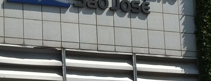 Colégio Agostiniano São José is one of สถานที่ที่ Luis ถูกใจ.