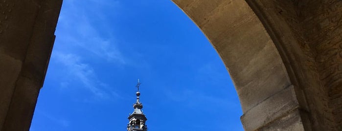 La Casa de Los Arquillos is one of VITORIA.-GASTEIZ.