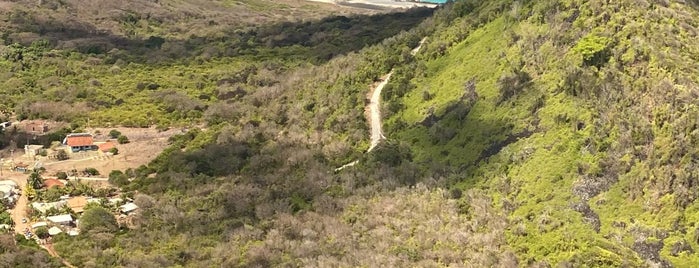 Praia do Atalaia is one of Noronha.