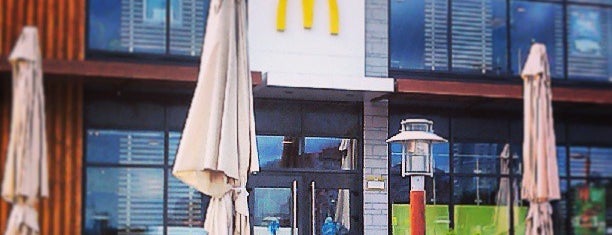 McDonald's is one of Tempat yang Disukai Stanisław.