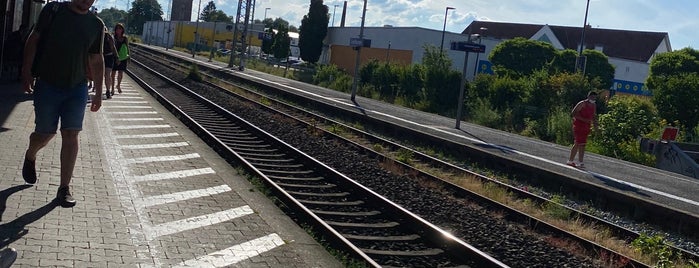 Bahnhof Gelnhausen is one of Bahnhöfe.