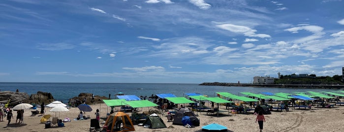 Ayajin Beach is one of Locais curtidos por Je-Lyoung.