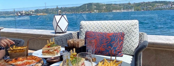 Kuleli Yakamoz Restaurant is one of Istanbul*1.