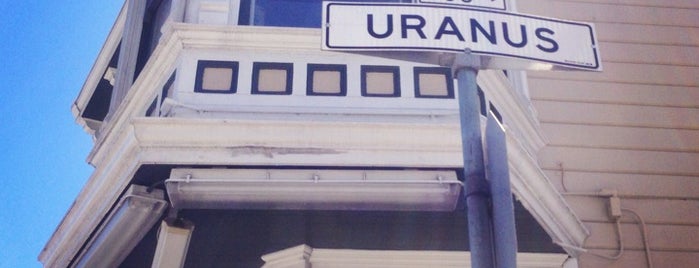 Uranus Terrace is one of Locais salvos de Rachelle.