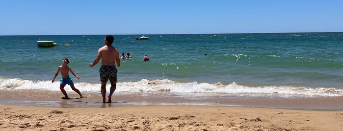 Praia Azul is one of Algarve.