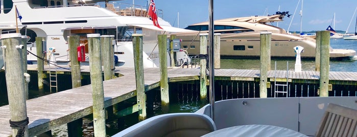 Sag Harbor Yacht Club is one of MI : понравившиеся места.