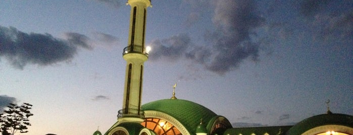 Мечеть с. Алхан Юрт is one of Posti che sono piaciuti a Залина.