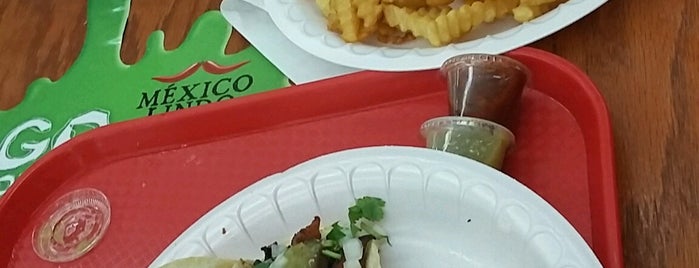 El Rancho Supermercado is one of Tex mex.