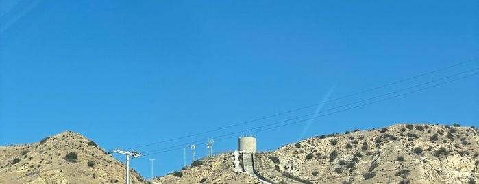 Los Angeles Aqueduct is one of West To-Do List.