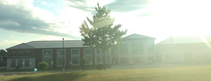 Girard High School is one of Tempat yang Disukai Dan.