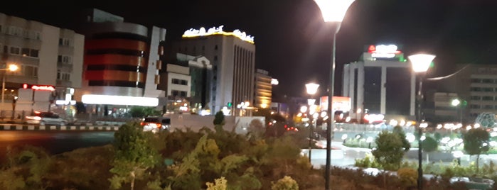 Haft-e Tir Square is one of خیابون گردی.