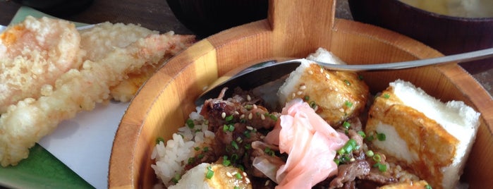 白 Shiro Izakaya is one of Oz Japanese restaurants worth eating at....